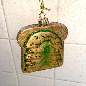 8 Oak‎ Lane Christmas Glass Ornament  Avocado Toast New
